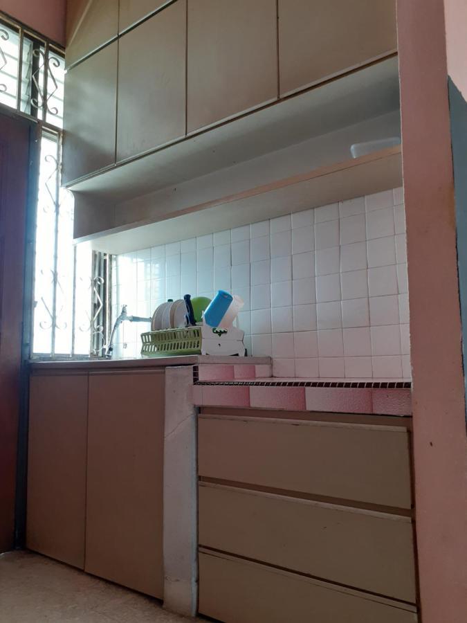 Homestay Idaman Tun Hussein - Harga Untuk 1 Rumah ,1 Bilik ,1 Bilik Air 4 Single Bed - Not Sharing Perai Exterior photo